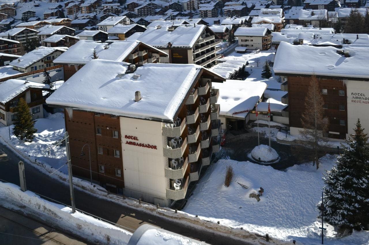 Hotel Ambassador Zermatt Exterior foto